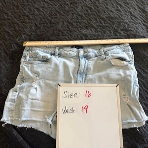 GAP Light Blue Distressed Women's Denim Shorts